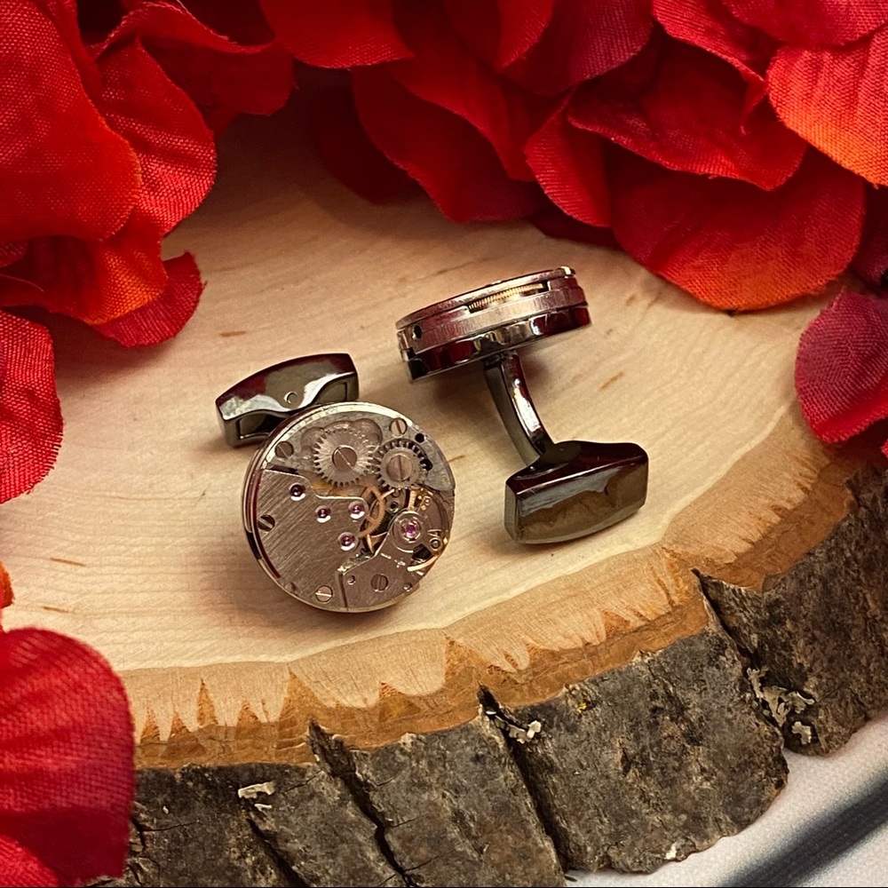 Gunmetal Steampunk Skeleton Clock Gears Cufflinks - Picture 11 of 16